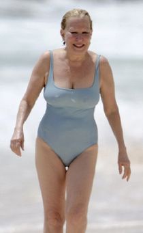 Ivana baissa son tanga et